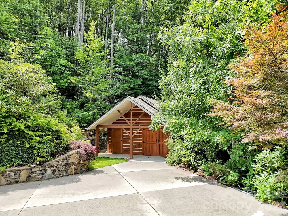 3214 Big Laurel Road Waynesville, NC 28785