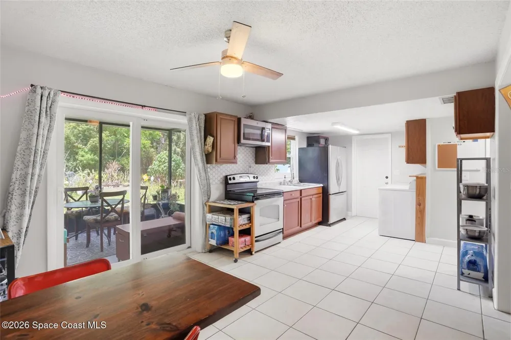 804 Rosalia Drive Sanford, FL 32771