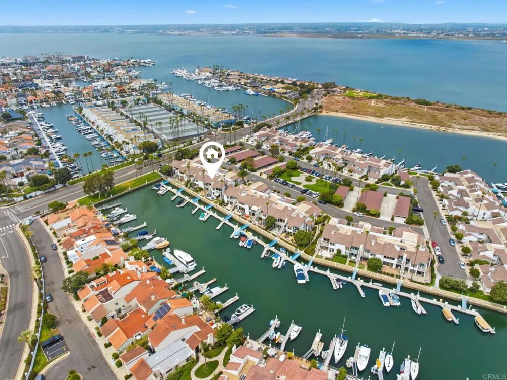 94 Kingston Ct W Coronado, CA 92118