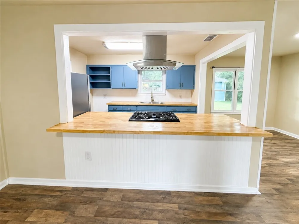 1316 E Johnston Avenue Kingsville, TX 78363