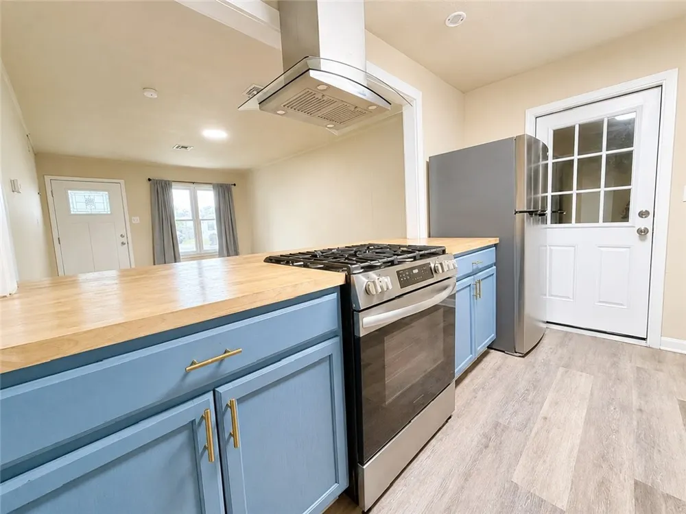 1316 E Johnston Avenue Kingsville, TX 78363