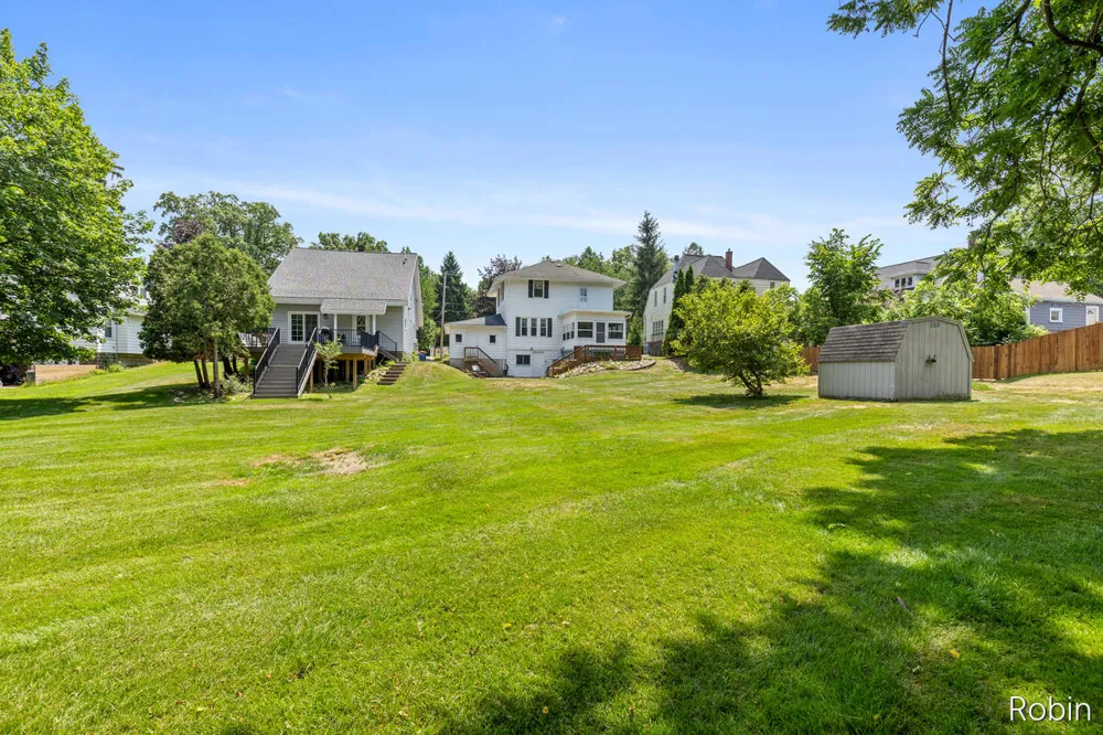 1545 4th Street NW Grand Rapids, MI 49504