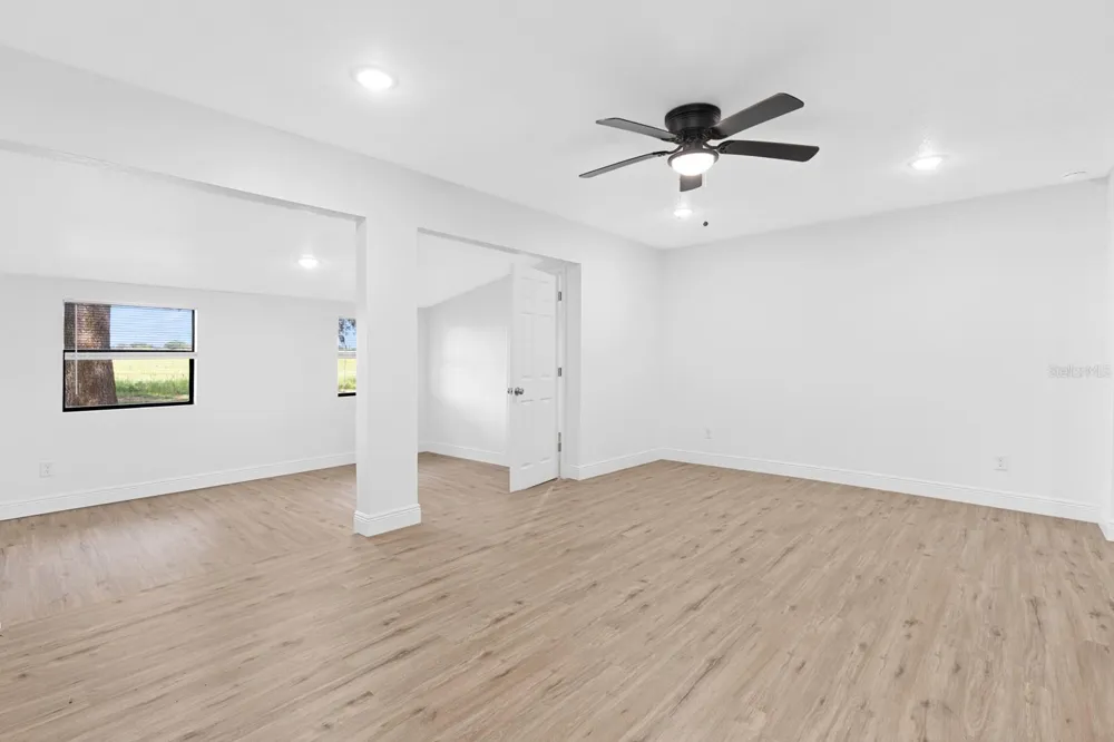 12616 THONOTOSASSA ROAD Thonotosassa, FL 33592
