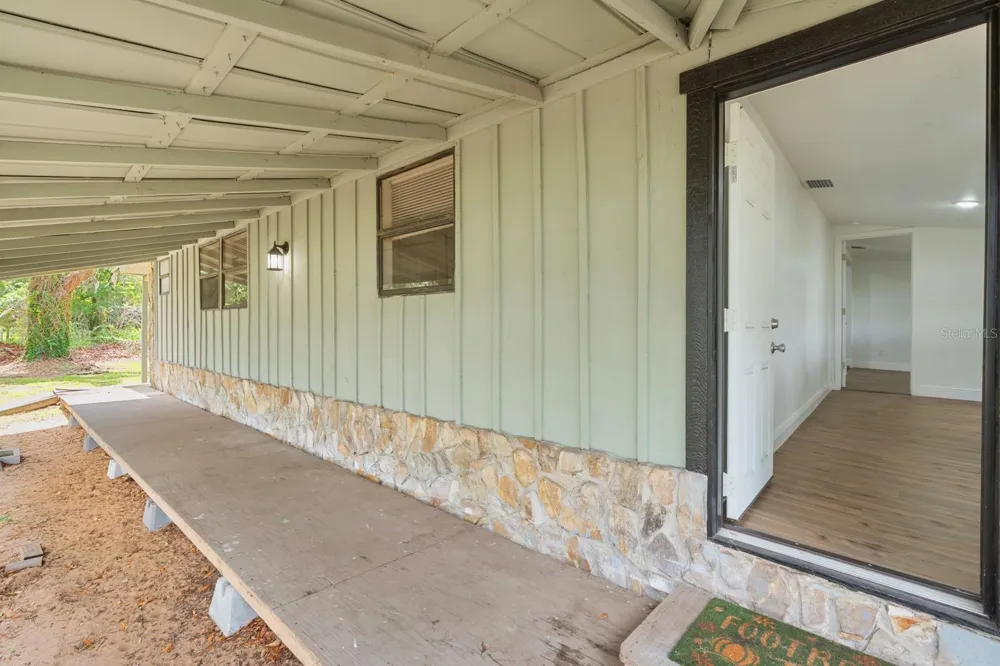 12616 THONOTOSASSA ROAD Thonotosassa, FL 33592
