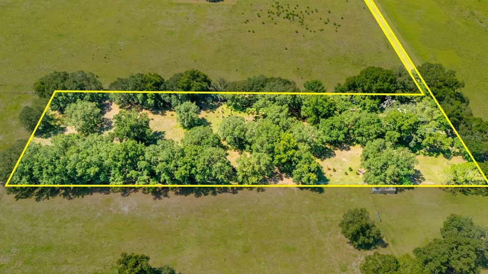 12616 THONOTOSASSA ROAD Thonotosassa, FL 33592