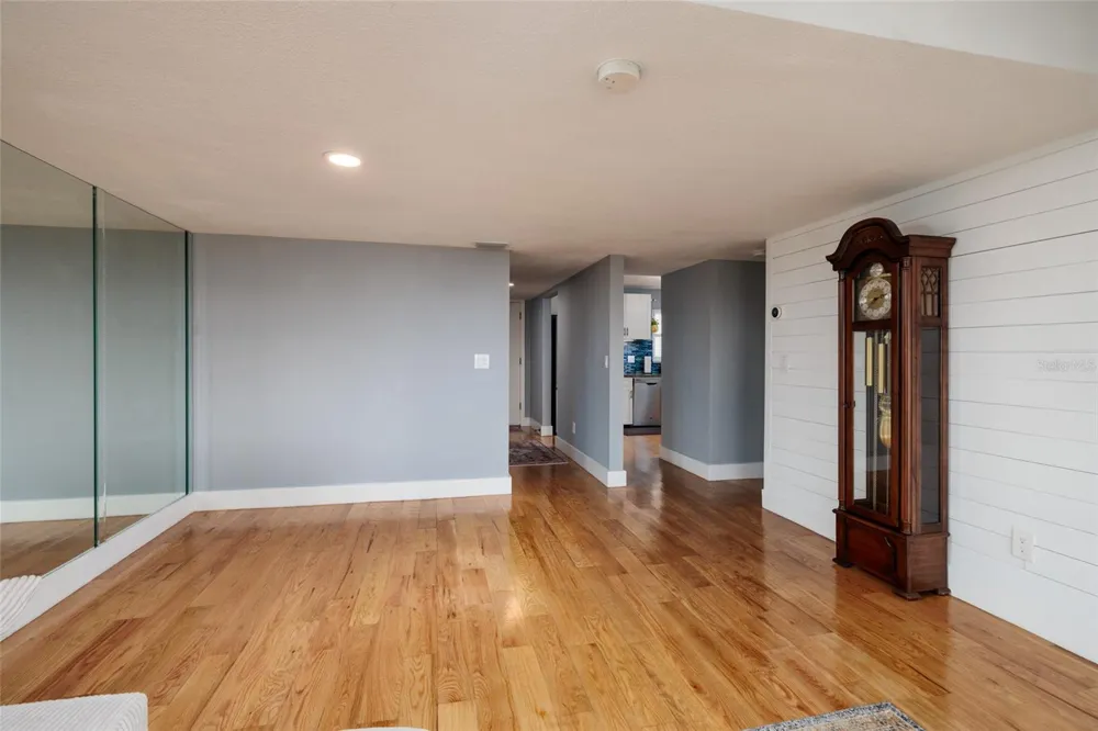 7897 SAILBOAT KEY BOULEVARD #107 South Pasadena, FL 33707