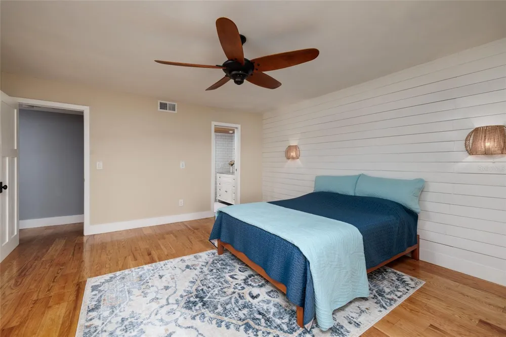 7897 SAILBOAT KEY BOULEVARD #107 South Pasadena, FL 33707