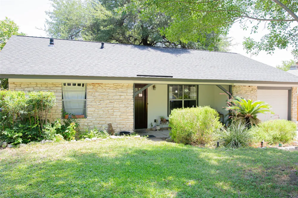 902 Austin Highlands Boulevard Austin, TX 78745