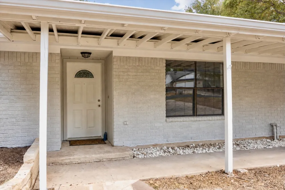 1011 Serenada Drive Georgetown, TX 78628