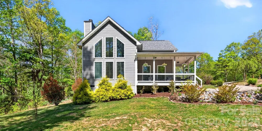 38 Pine Hill Road Fairview, NC 28730