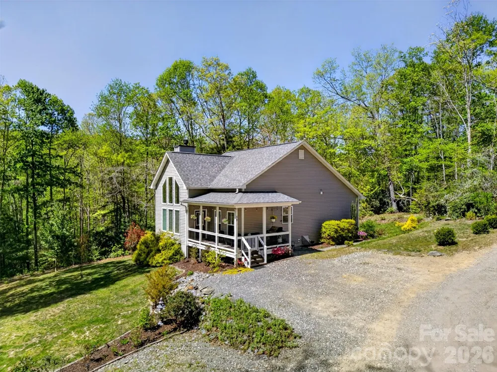 38 Pine Hill Road Fairview, NC 28730