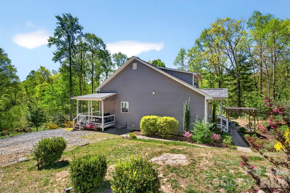 38 Pine Hill Road Fairview, NC 28730