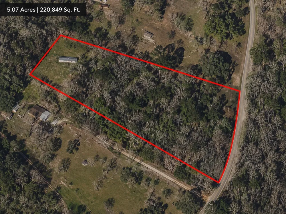 376 River Road Angleton, TX 77515