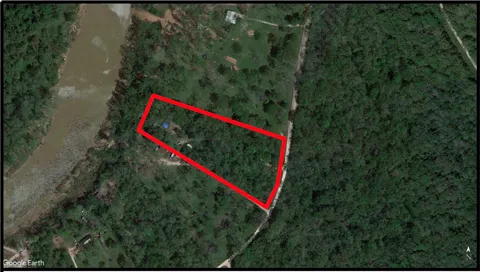 376 River Road