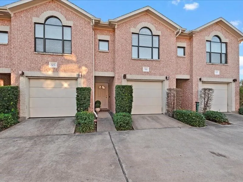 5941 South Loop E #504 Houston, TX 77033
