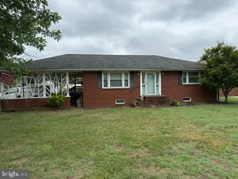 1395 MCKINNEY BOULEVARD