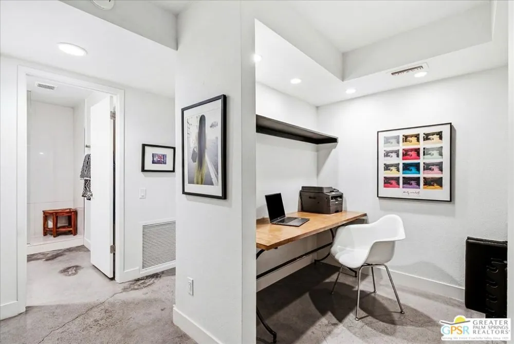 1150 E Palm Canyon Drive #40 Palm Springs, CA 92264
