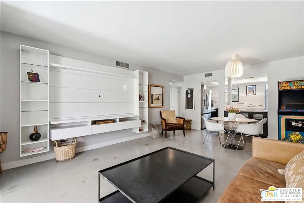 1150 E Palm Canyon Drive #40 Palm Springs, CA 92264