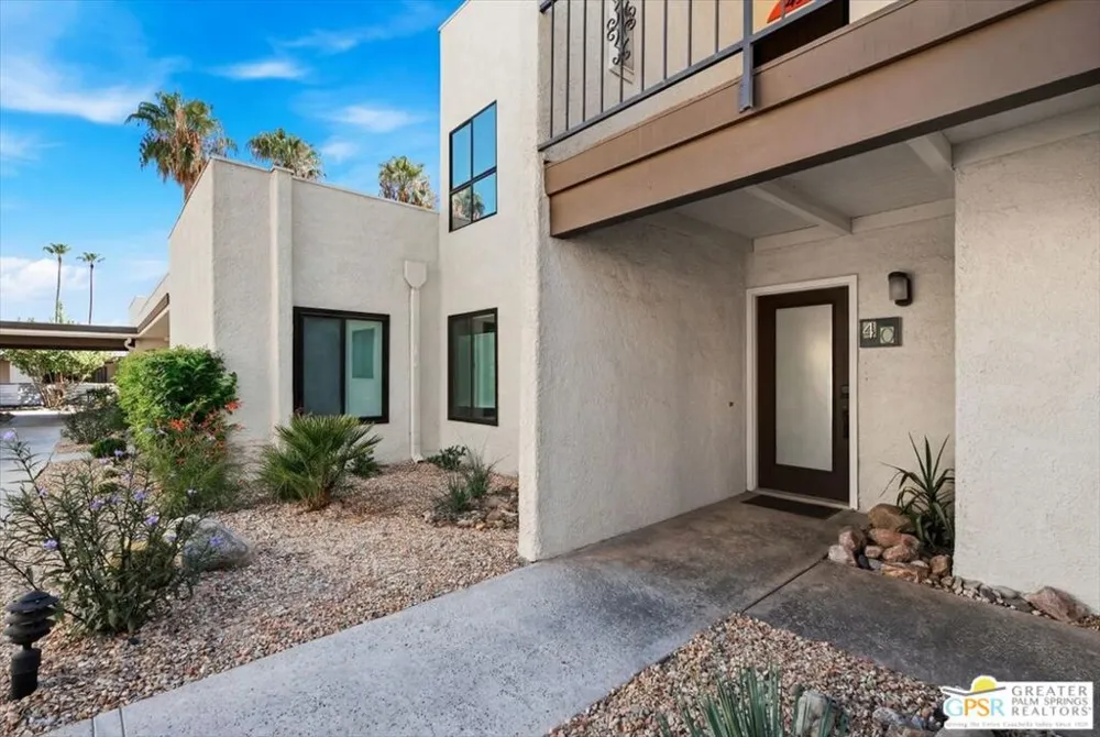 1150 E Palm Canyon Drive #40 Palm Springs, CA 92264