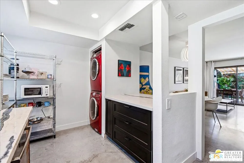 1150 E Palm Canyon Drive #40 Palm Springs, CA 92264