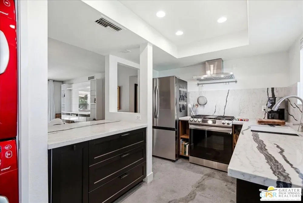 1150 E Palm Canyon Drive #40 Palm Springs, CA 92264