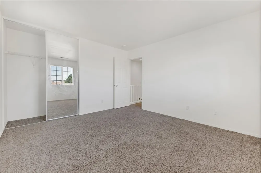 2109 Pearmain Palmdale, CA 93551