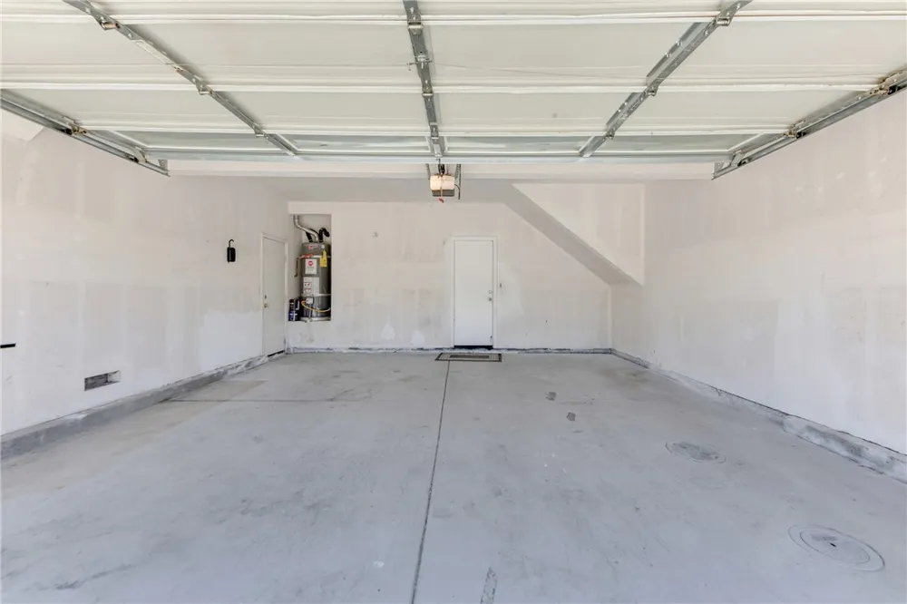 2109 Pearmain Palmdale, CA 93551