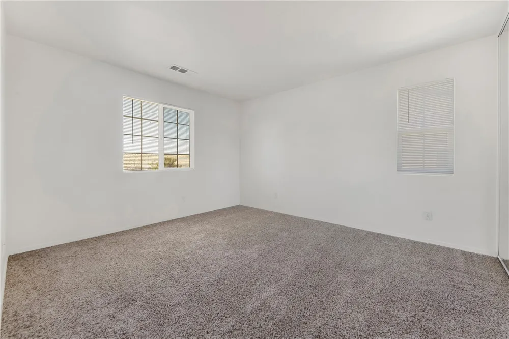2109 Pearmain Palmdale, CA 93551