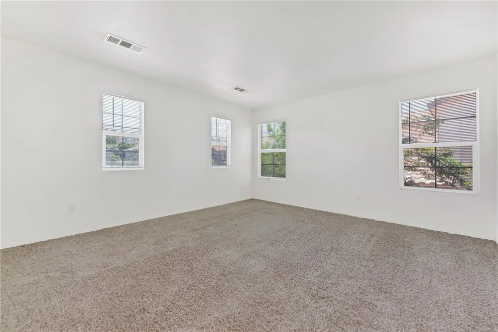 2109 Pearmain Palmdale, CA 93551