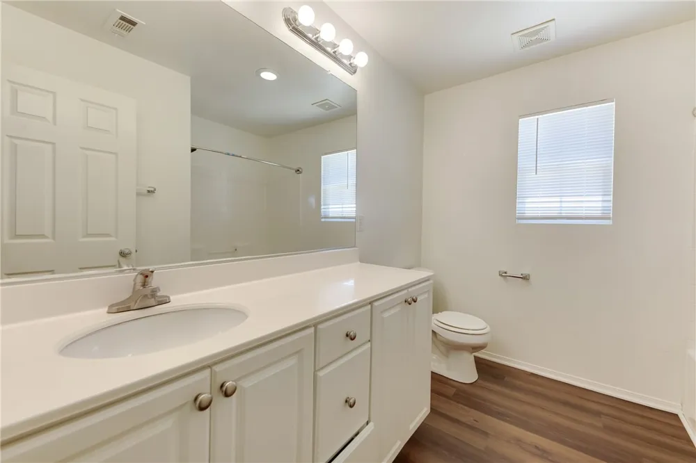 2109 Pearmain Palmdale, CA 93551