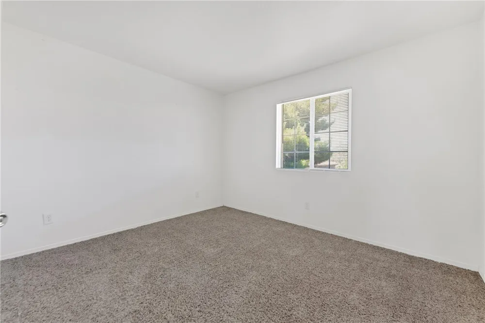 2109 Pearmain Palmdale, CA 93551