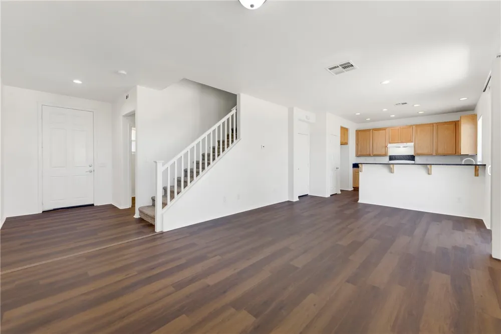 2109 Pearmain Palmdale, CA 93551