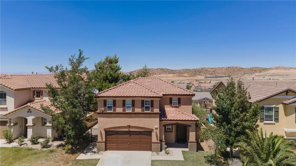 2109 Pearmain Palmdale, CA 93551