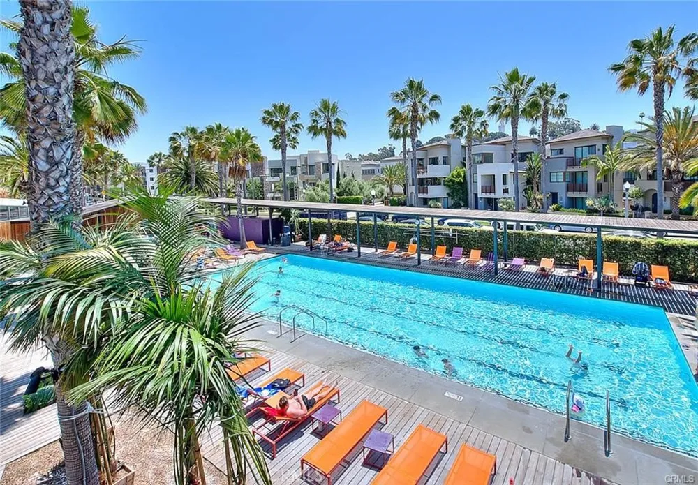 13173 Pacific Promenade #203 Playa Vista, CA 90094