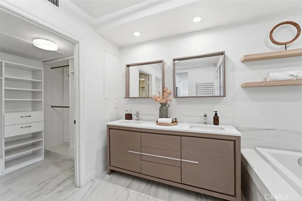 13173 Pacific Promenade #203 Playa Vista, CA 90094