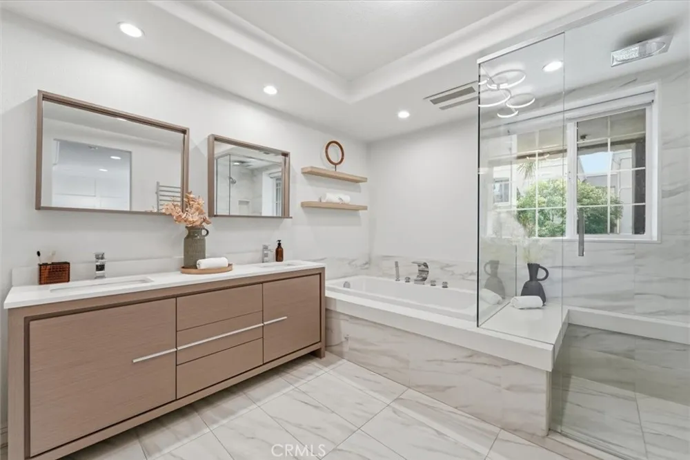 13173 Pacific Promenade #203 Playa Vista, CA 90094