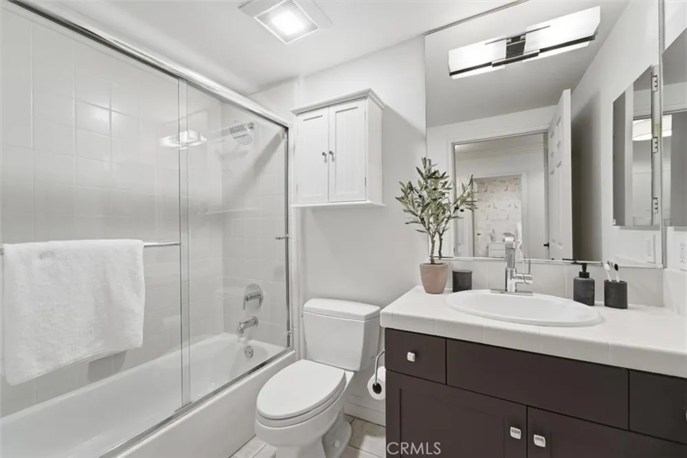 13173 Pacific Promenade #203 Playa Vista, CA 90094
