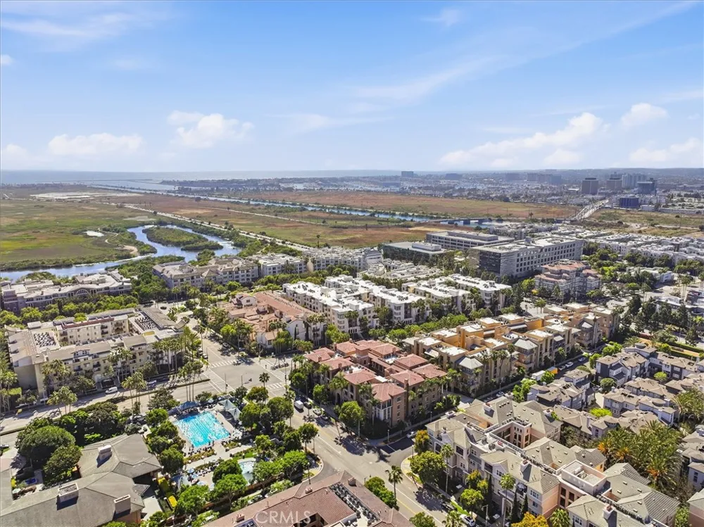 13173 Pacific Promenade #203 Playa Vista, CA 90094