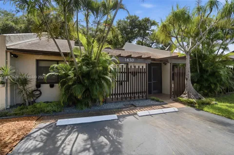 1630 NW 98th Ter