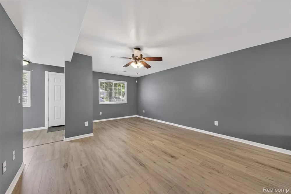 16515 Terrace Village Drive Taylor City, MI 48180