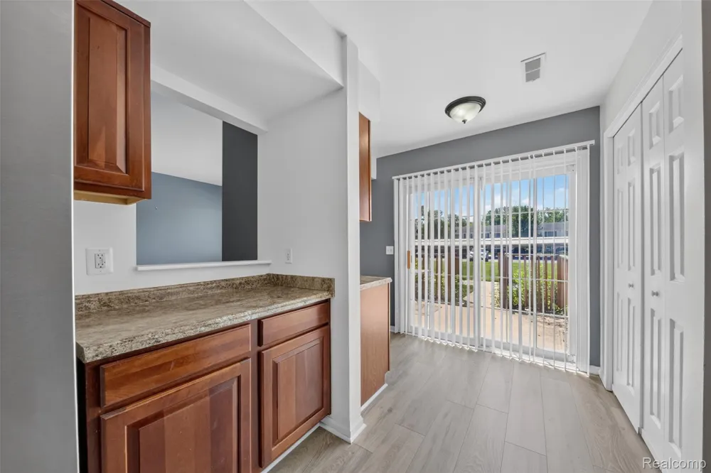 16515 Terrace Village Drive Taylor City, MI 48180
