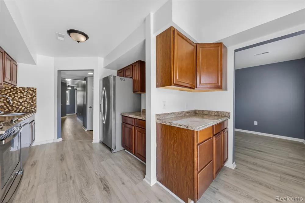 16515 Terrace Village Drive Taylor City, MI 48180
