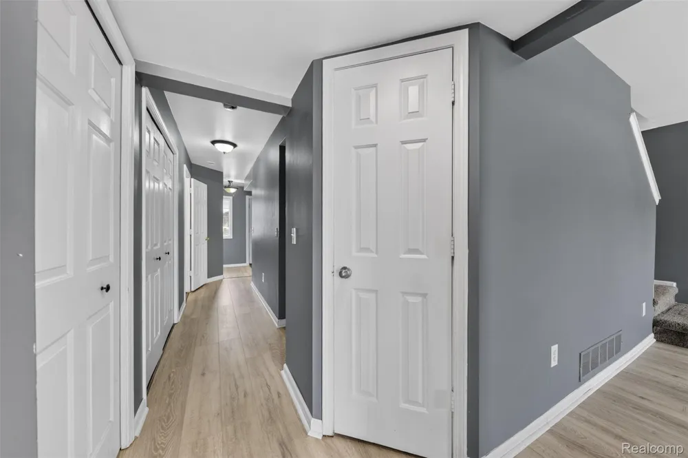 16515 Terrace Village Drive Taylor City, MI 48180