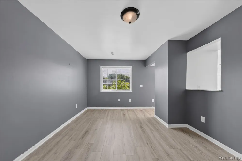 16515 Terrace Village Drive Taylor City, MI 48180