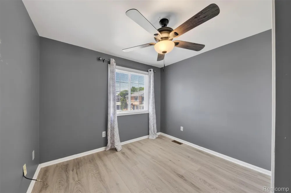 16515 Terrace Village Drive Taylor City, MI 48180
