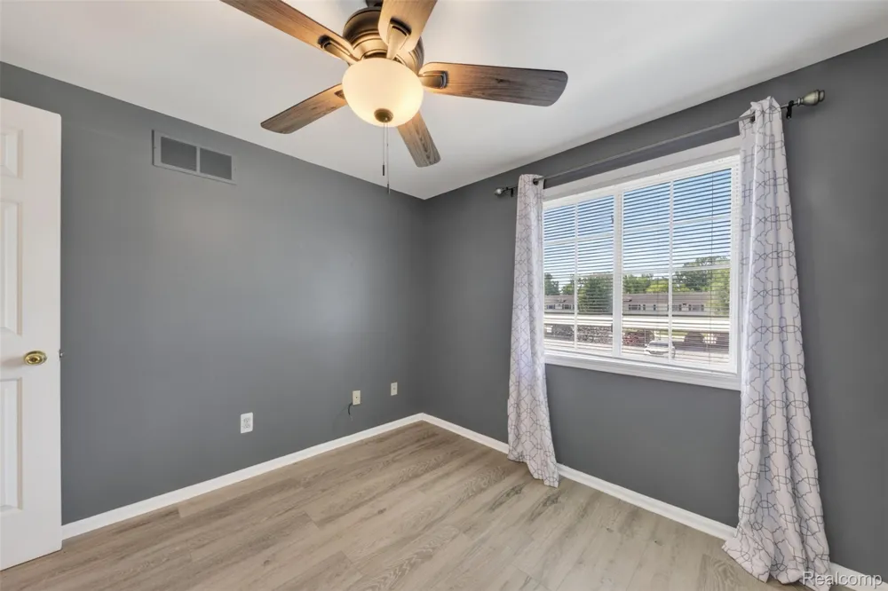 16515 Terrace Village Drive Taylor City, MI 48180