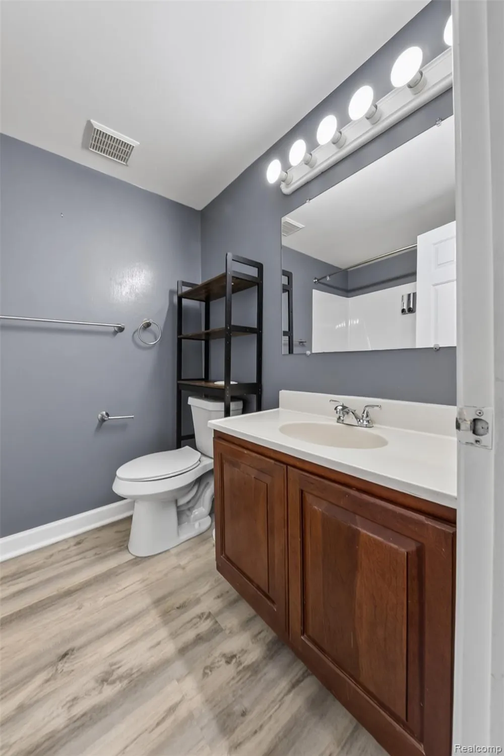 16515 Terrace Village Drive Taylor City, MI 48180
