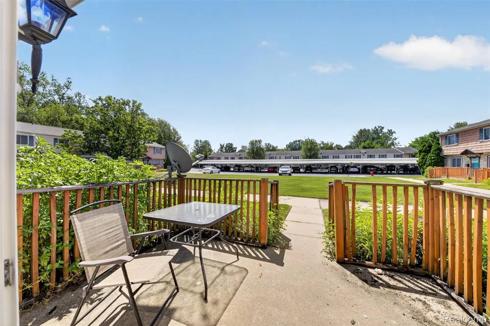 16515 Terrace Village Drive Taylor City, MI 48180
