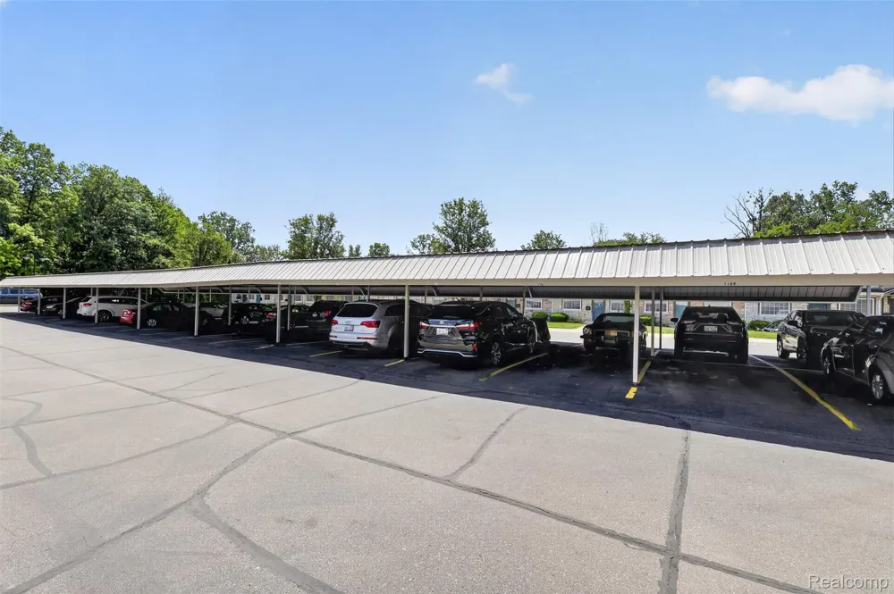 16515 Terrace Village Drive Taylor City, MI 48180