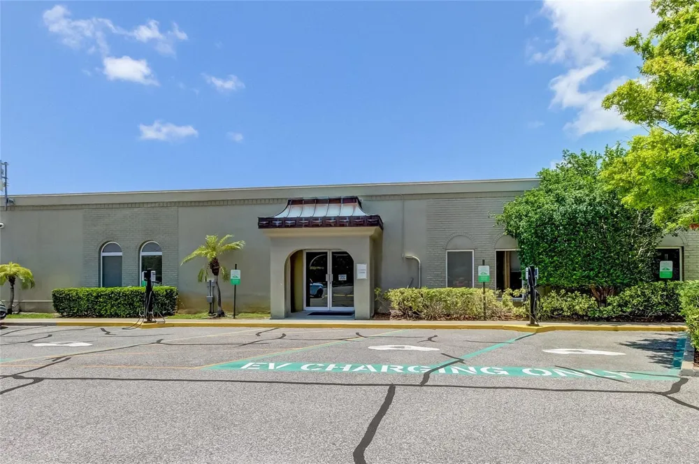 2430 FLORENTINE WAY #56 Clearwater, FL 33763